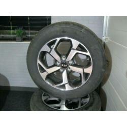 NIEUW Orig. Kia Sportage 17 inch velgen zomerbanden tpms