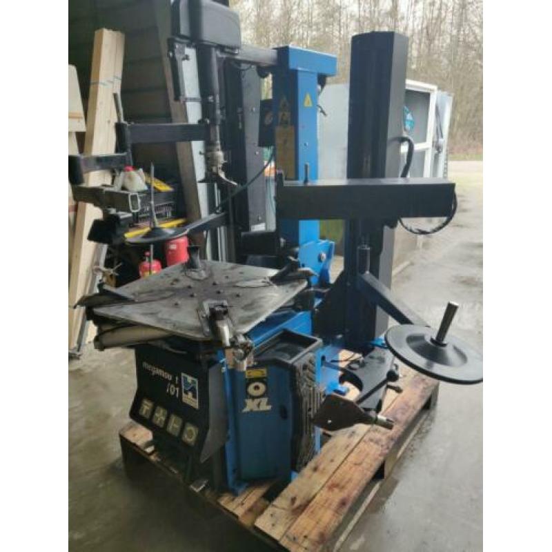 Hofmann Banden apparaat / banden demonteer machine hulparmen
