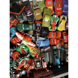 Cars auto’s zijn los apart per stuk te koop