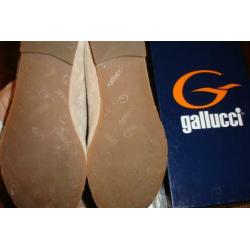 Gallucci schoen beige suede in maat 35 als nieuw!
