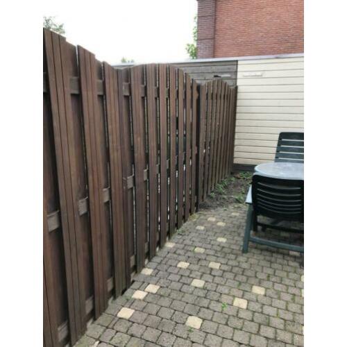 Hardhouten schuttingdelen