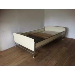 Bed ledikant vintage jaren 60, twijfelaar, 190x120
