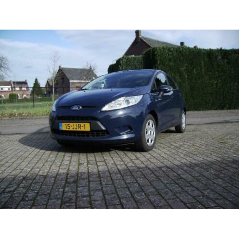 TeKoop MooieFord Fiesta 1.25 60KW 5DR 2009 nieuw model