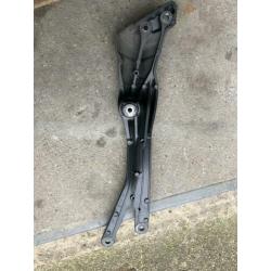Kawasaki z800 engine bracket / engine mount / subframe