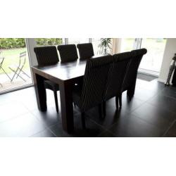 Eetkamertafel bruin met 6 stoelen (zwart/crème) Eethoek
