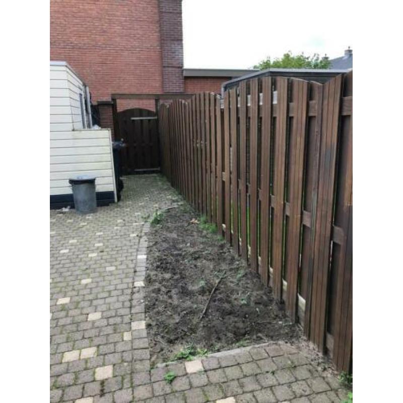 Hardhouten schuttingdelen