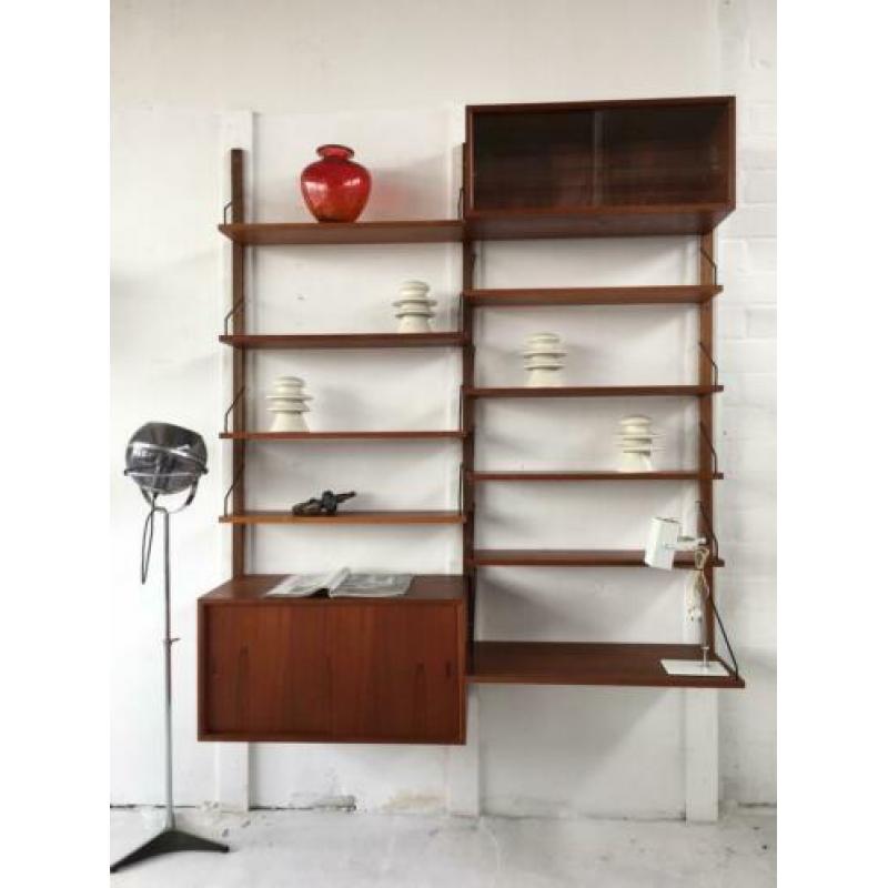 Poul Cadovius by Royal System modulair vintage wandsysteem