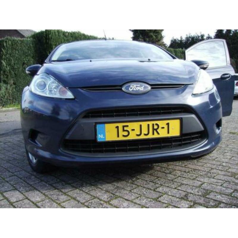 TeKoop MooieFord Fiesta 1.25 60KW 5DR 2009 nieuw model