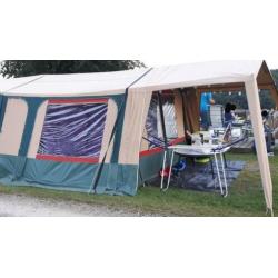 Trigano Chantilly GL inclusief complete kampeer uitrusting.