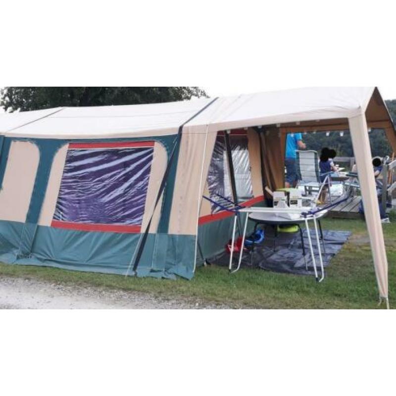 Trigano Chantilly GL inclusief complete kampeer uitrusting.