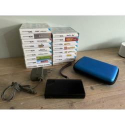 Nintendo DS Lite incl lader en partij spellen