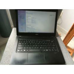Acer aspire v3-371 i3-5005 120gb SSD Win10