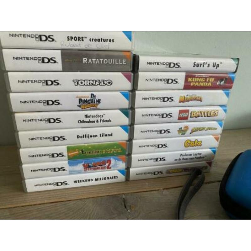 Nintendo DS Lite incl lader en partij spellen