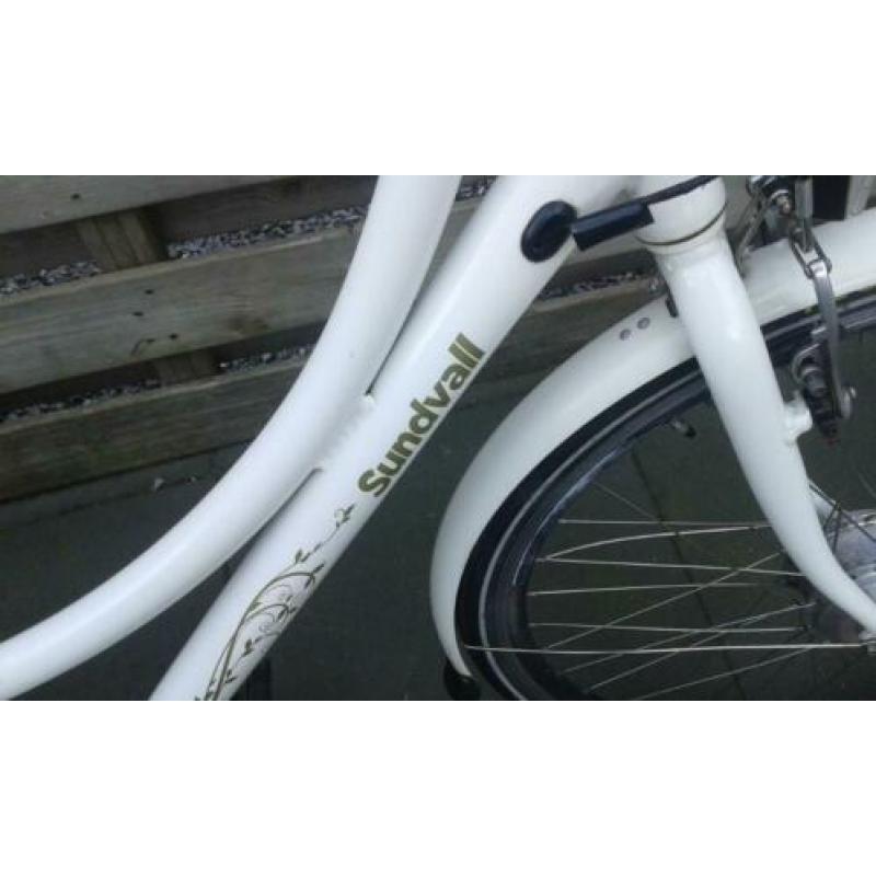 Witte damesfiets 28 inch zie omschrijving