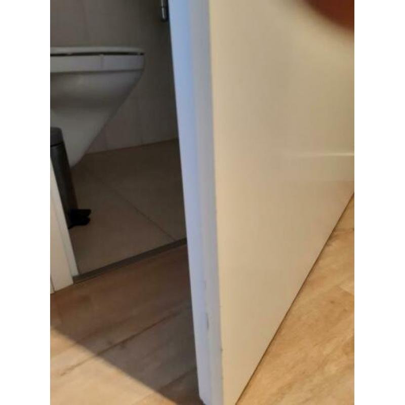 Opdek deur met slot Corona werend ;) 88* 231 rechtsdraaiend