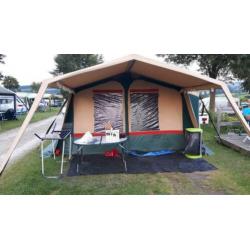 Trigano Chantilly GL inclusief complete kampeer uitrusting.