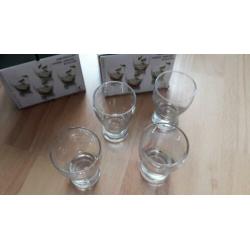 8 amuseglaasjes