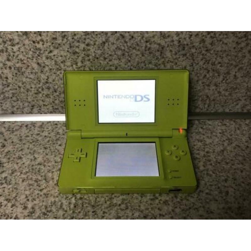 Nintendo DS Lite