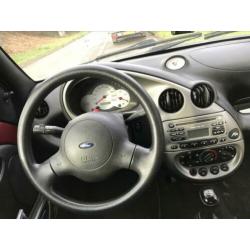 Ford KA 1.3 I 51KW 2005 Rood