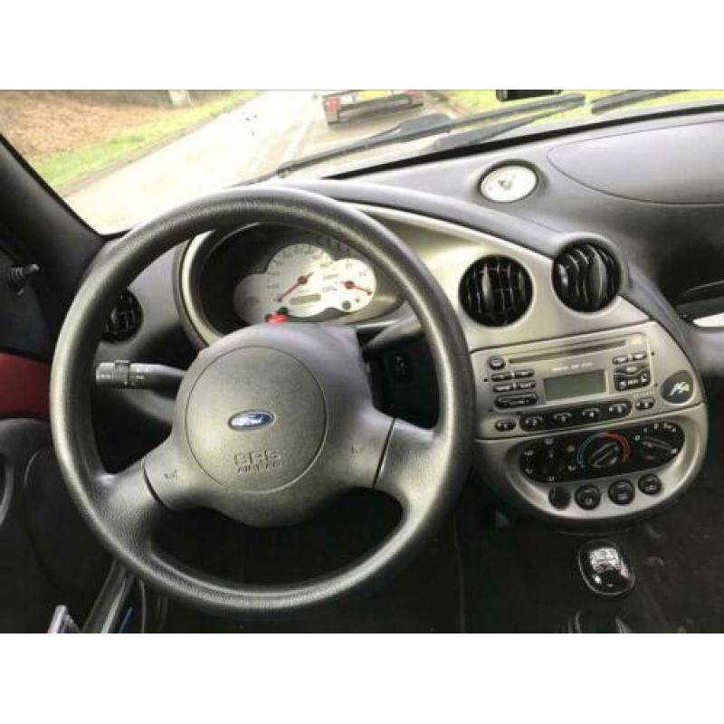 Ford KA 1.3 I 51KW 2005 Rood