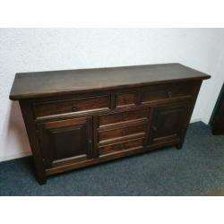 Uitverkoop!! Mooie koloniale dressoir voor €110,-!