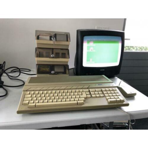 Atari 1040 ST met veel software
