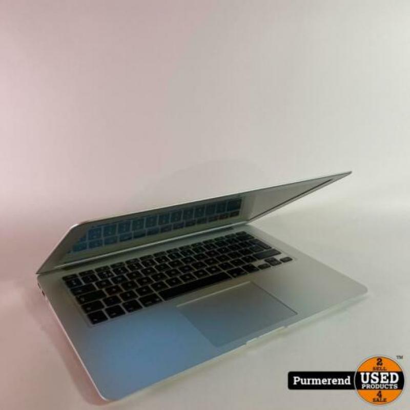 Macbook Air 13'' 2013 i5 4GB 128GB SSD | Lichtvlek in scherm