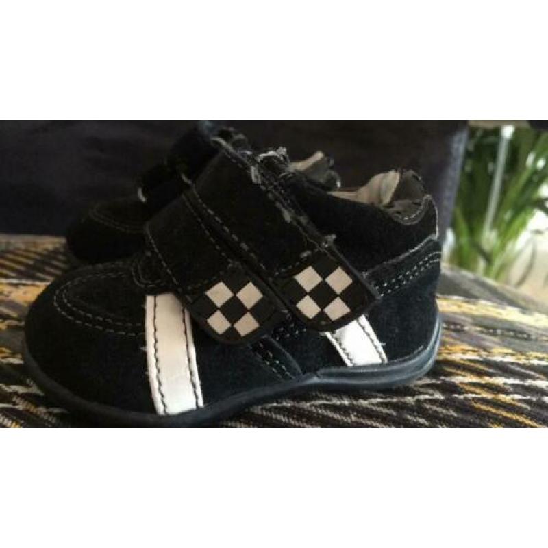 Stoere nieuwe stappertjes maat 18 *formule 1 look*