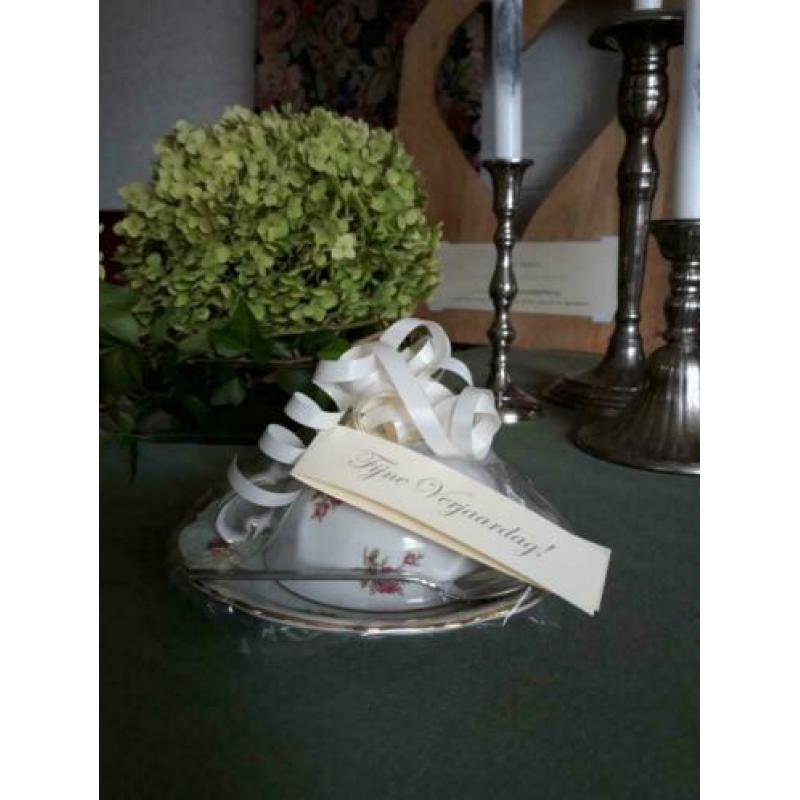 Diverse Theekopjes Curiosa Brocante