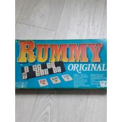 Rummy original/Rummikub grote uitvoering 100% compleet.