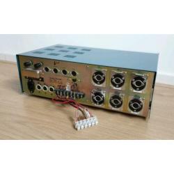 Goede professionele TAO versterker 6 kanaals 100WATT + kabel
