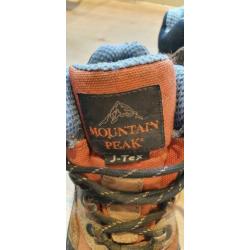 bergschoenen maat 28