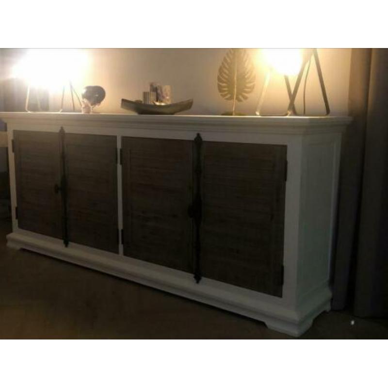 Bijna nieuw dressoir