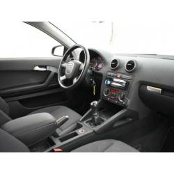 Audi A3 1.9 TDI ATTRACTION / TREKHAAK / CLIMATE CONTROL