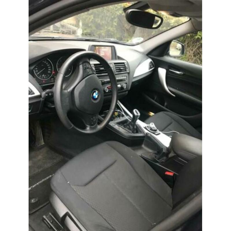 BMW 1-Serie 2.0 116D 5DR 85KW 2011 Blauw
