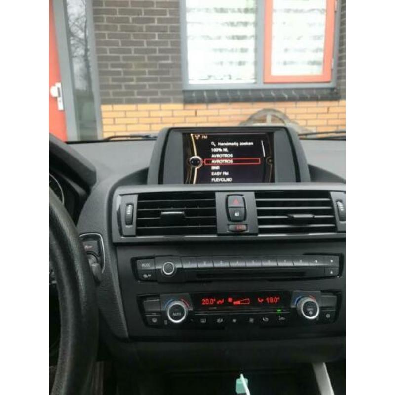 BMW 1-Serie 2.0 116D 5DR 85KW 2011 Blauw