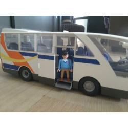 Playmobil bus met chauffeur en kinderen