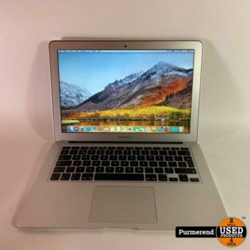 Macbook Air 13'' 2013 i5 4GB 128GB SSD | Lichtvlek in scherm