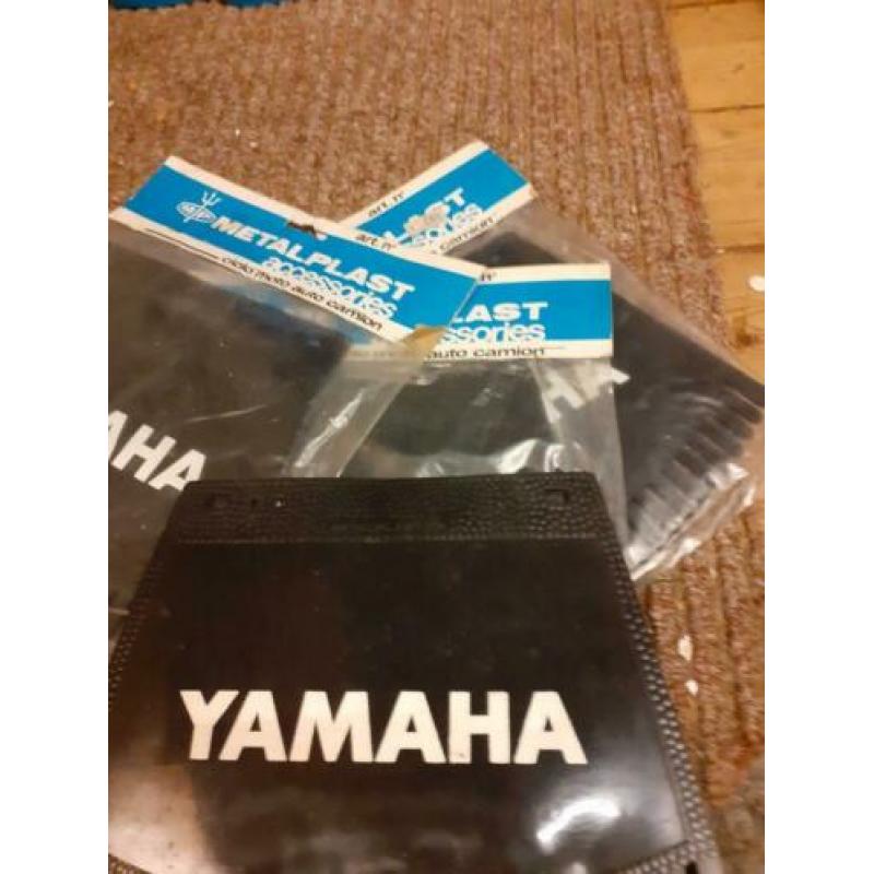 Tekoop spatlappen Yamaha fs1