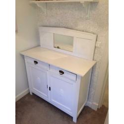 Prachtige robuuste ouderwetse Commode