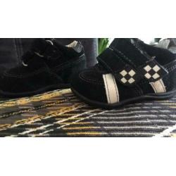 Stoere nieuwe stappertjes maat 18 *formule 1 look*
