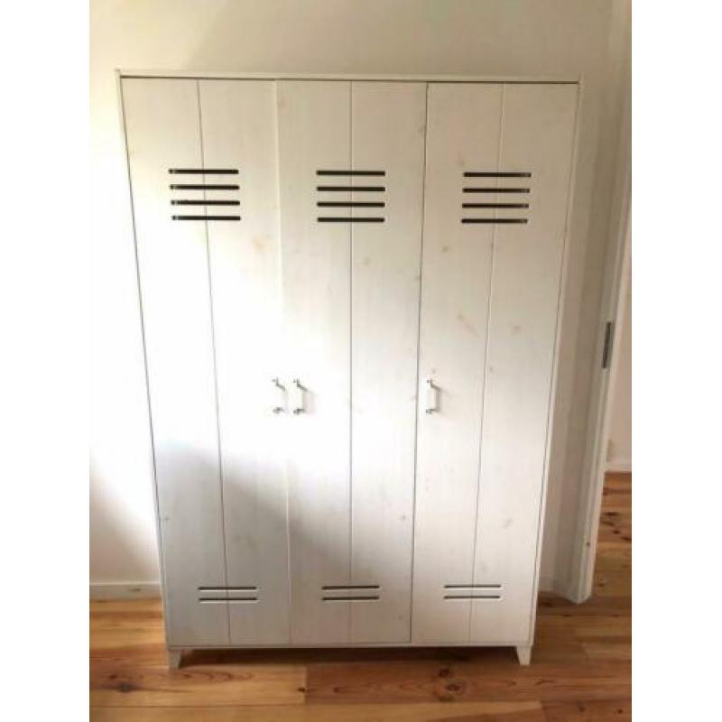 Nijhof Baarn 3 door connect lock cabinet
