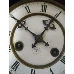 Antieke Junghans wandklok met slinger