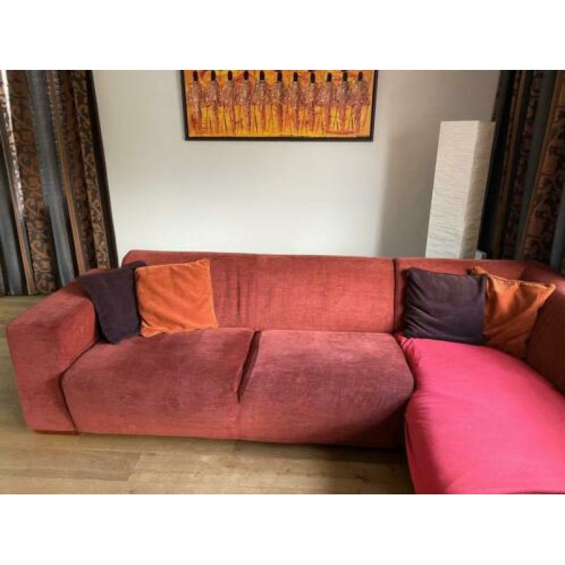 Ruime hoekbank incl. hocker en kussens