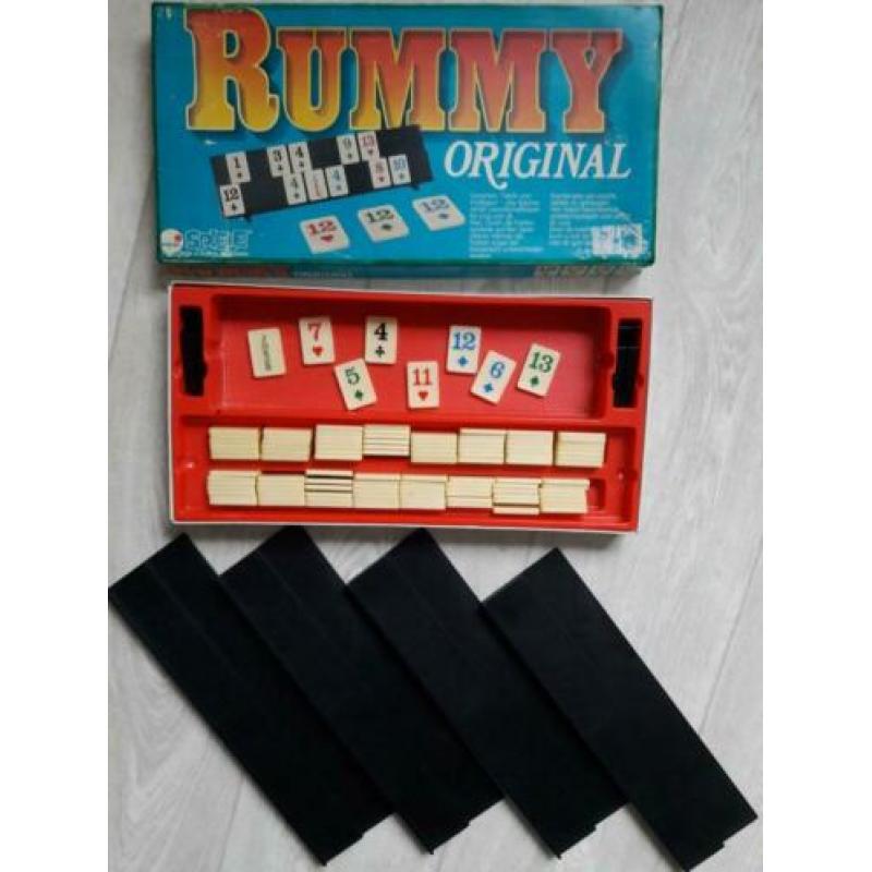 Rummy original/Rummikub grote uitvoering 100% compleet.