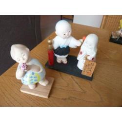 2 Japanse bisquit figuurtjes 14 cm en 11 cm hoog