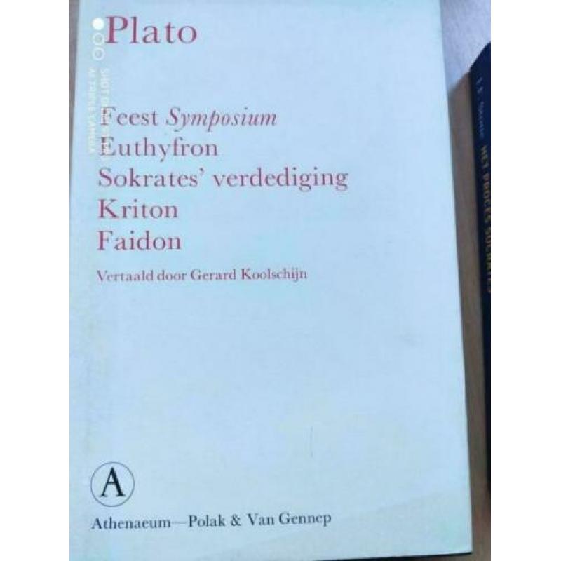 Plato bundel en I.F.Stone's "Het proces Socrates".