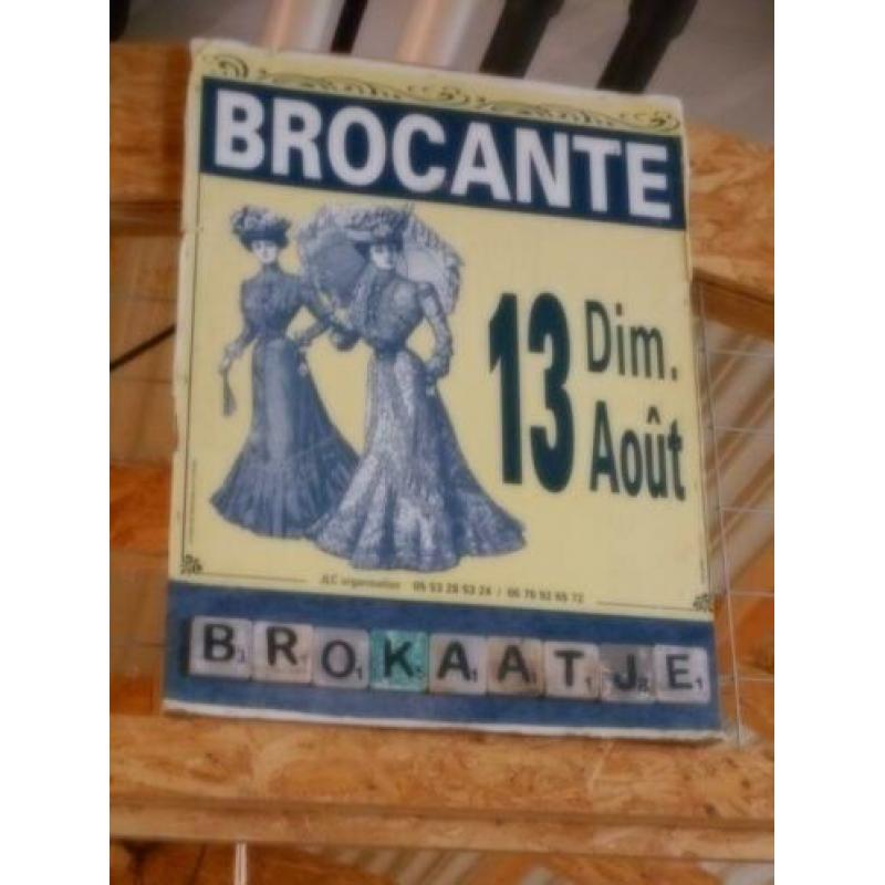 Brocante wit koorhemdje - koorkleed - misdienaarskleedje