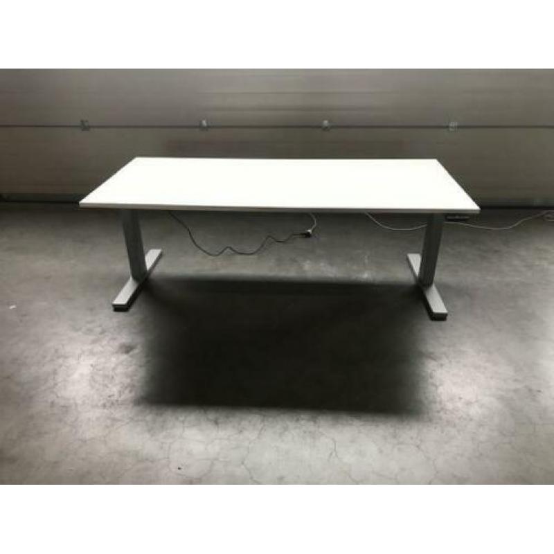 Elektrisch verstelbare zit/sta bureaus OG 180x80cm alu/wit