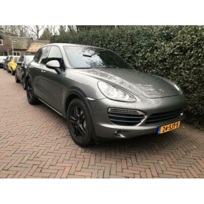 Porsche Cayenne S 2e eigenaar nieuwstaat 67.982 org. km